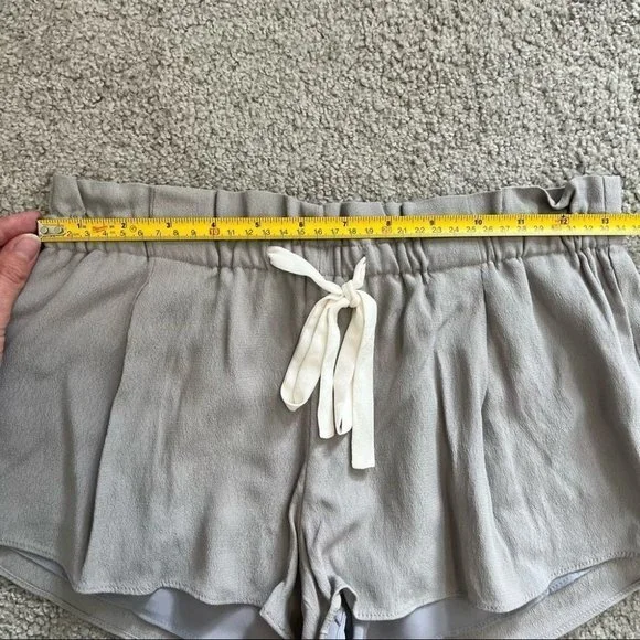 Aritzia Wilfred Montrouge Shorts Light Grey Pull On Paperbag Shorts - Picture 11 of 14